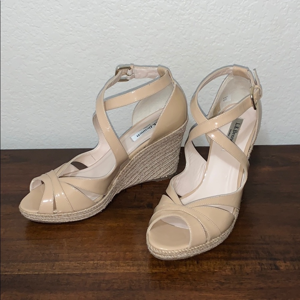 LK Bennett London Maggie Taupe Patent Wedges; 40